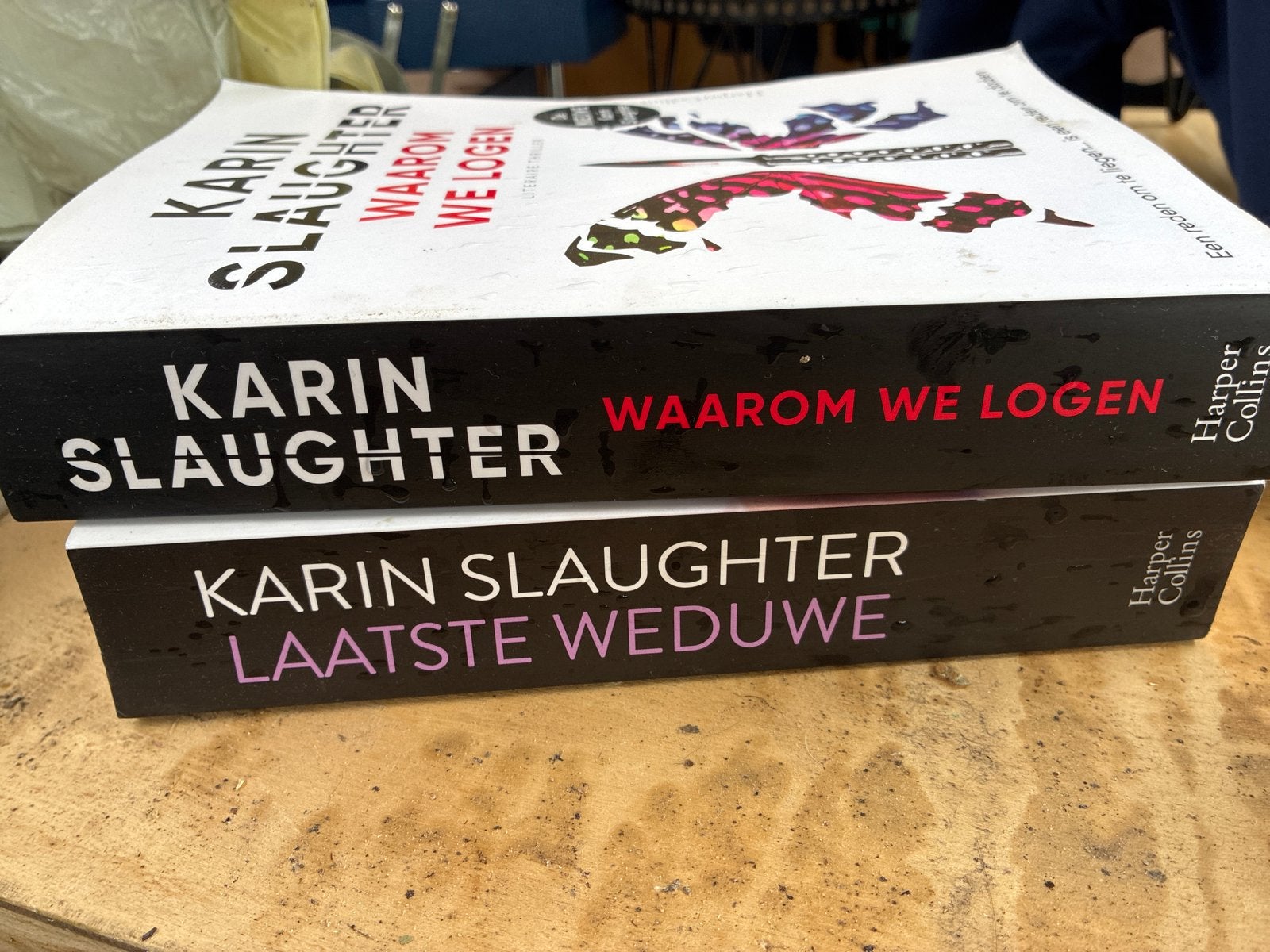 Karin Slaughter - Waarom We Logen & Laatste Weduwe, Ophalen of Verzenden, Gelezen