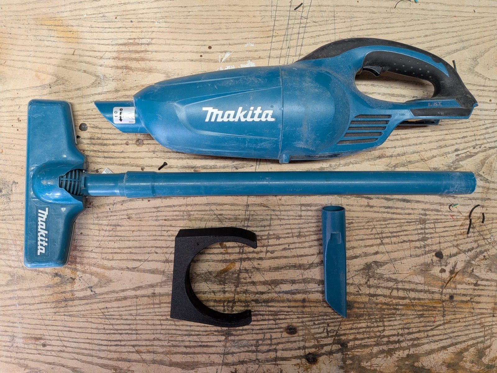 Makita DCL180 18v stofzuiger (met wand beugel), Ophalen of Verzenden, Gebruikt