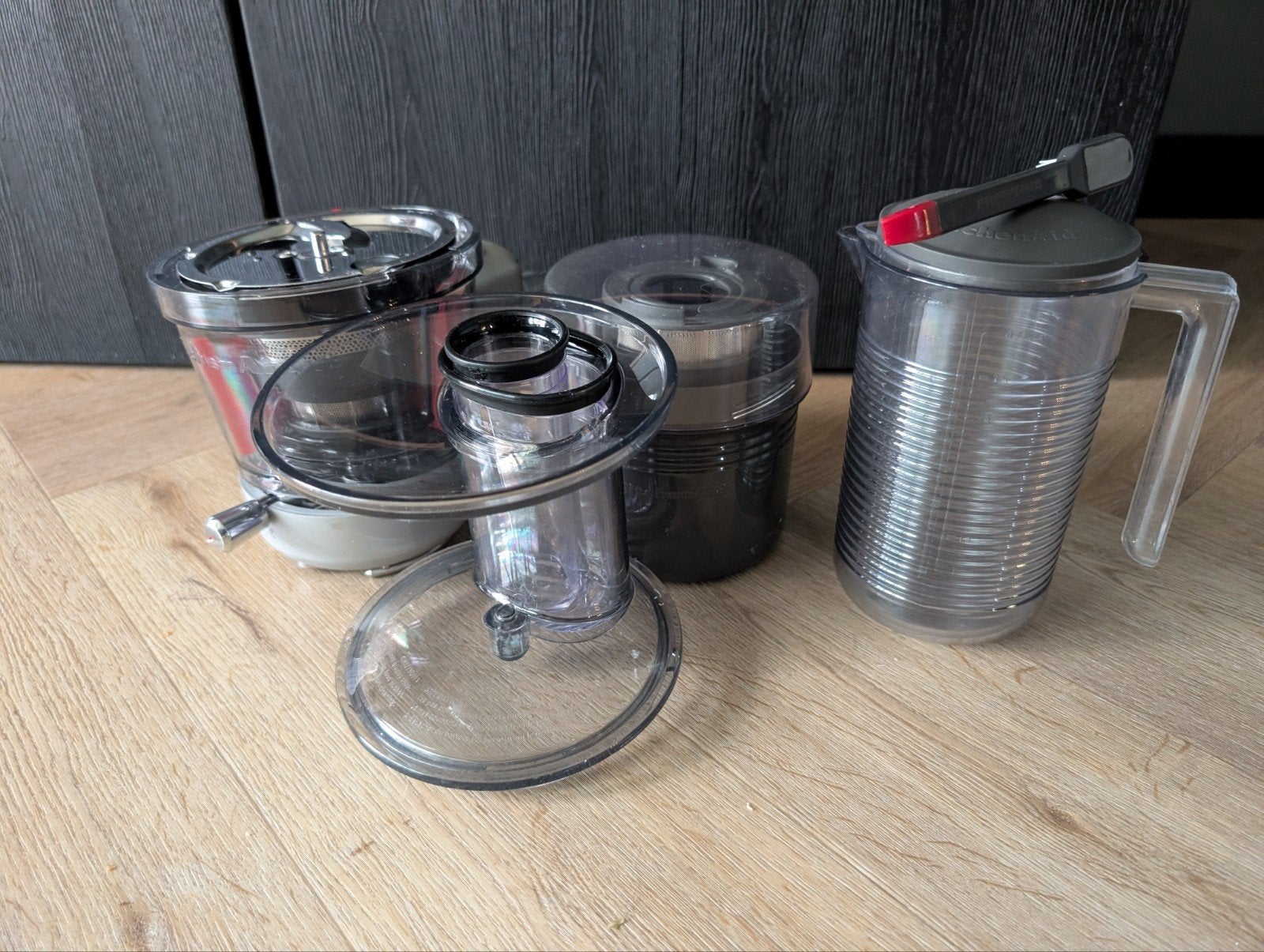KitchenAid Slowjuicer, 4 liter of meer, Ophalen of Verzenden, Zo goed als nieuw, 3 snelheden of meer