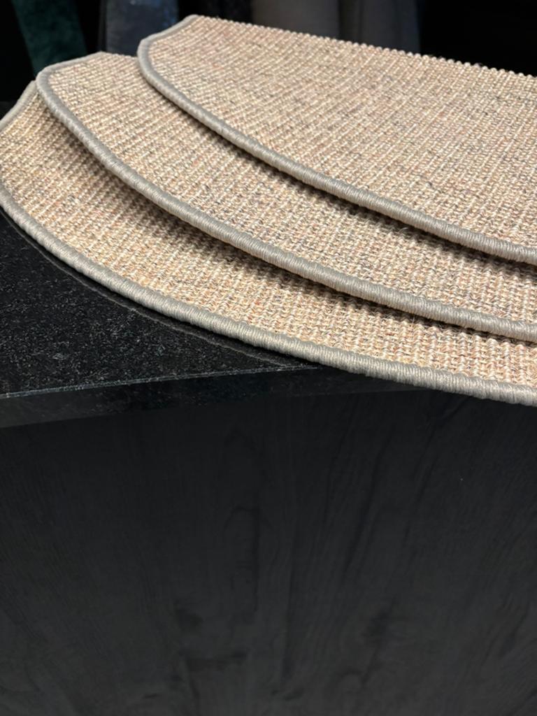 Halve maantjes SISAL trap, Huis en Inrichting, Stoffering | Vloerbedekking, Verzenden, Zo goed als nieuw, Minder dan 10 m², Tapijt