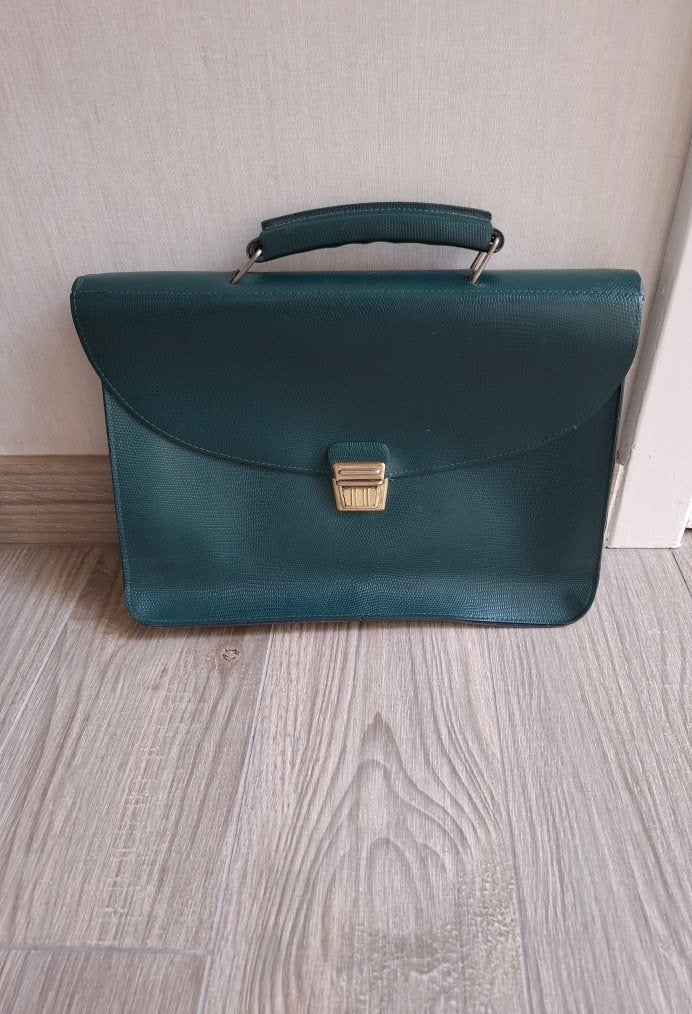 Supermooie Vintage Donkergroene Aktetas / Briefcase, 30 tot 40 cm, Minder dan 30 cm, Aktetas of Boekentas, Ophalen of Verzenden