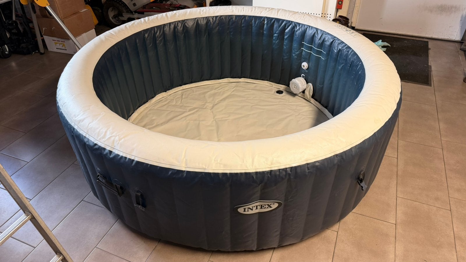 Intex jacuzzi Pure Spa hottub bubbelbad opblaasbaar, Tuin en Terras, Ophalen, Gebruikt, Afdekzeil, Opblaasbaar