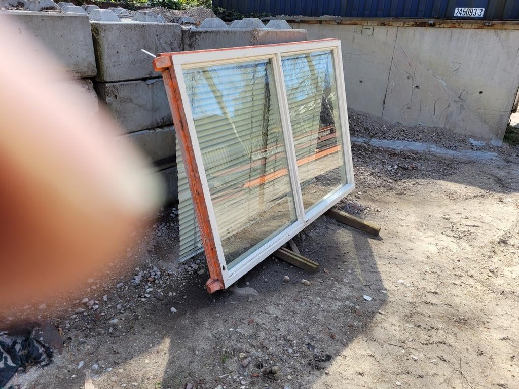 Raamkozijn met thermopane glas., Doe-het-zelf en Verbouw, Kozijnen en Schuifpuien, Ophalen of Verzenden, Hout, Raamkozijn, 75 tot 150 cm