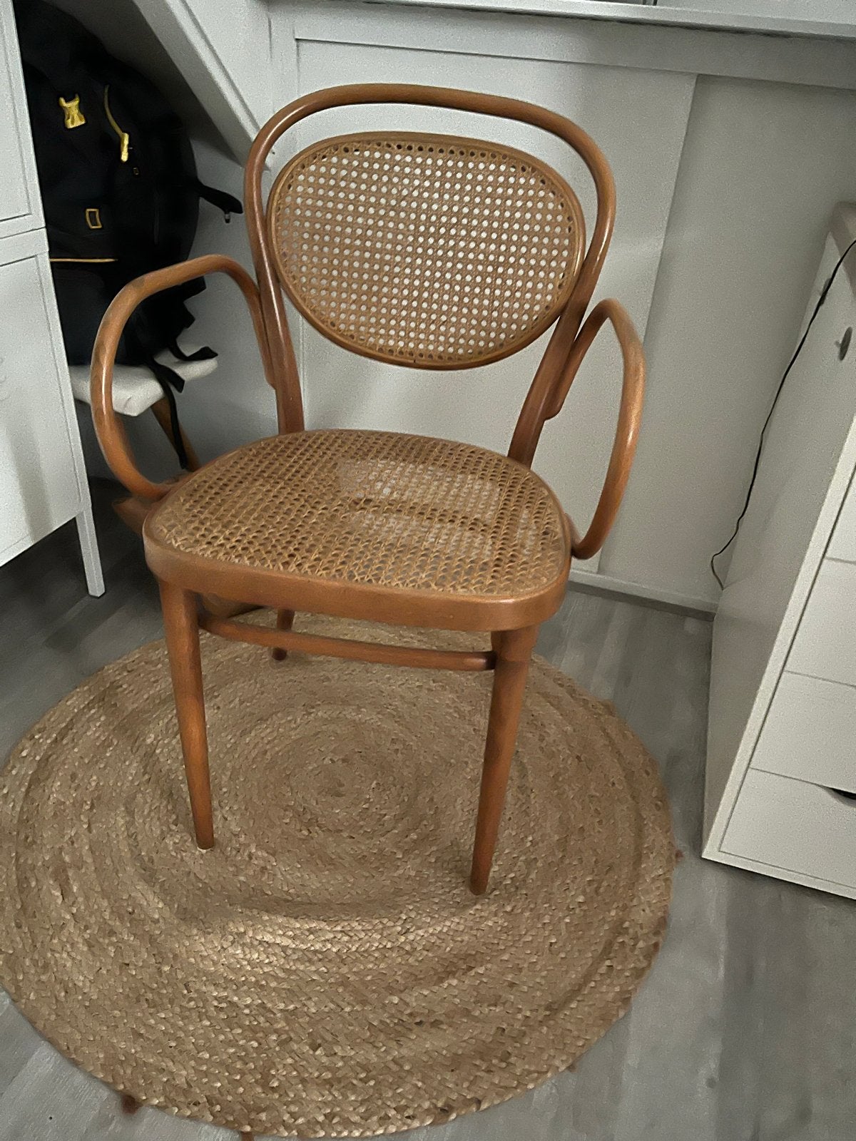 Thonet stoel 215 RF, Ophalen