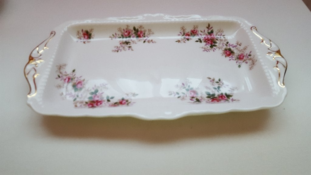 royal albert cakeschaal en kop en schotel lavendel rose, Antiek en Kunst, Ophalen of Verzenden