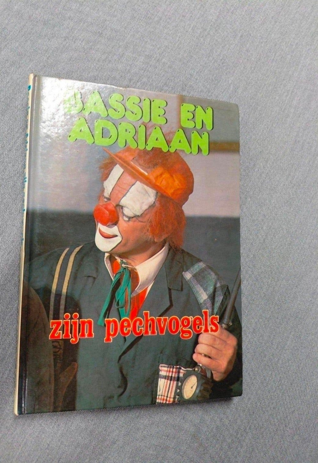 Bassie en Adriaan zijn Pechvogels boek. 1979., Ophalen of Verzenden, Gelezen, Prentenboek
