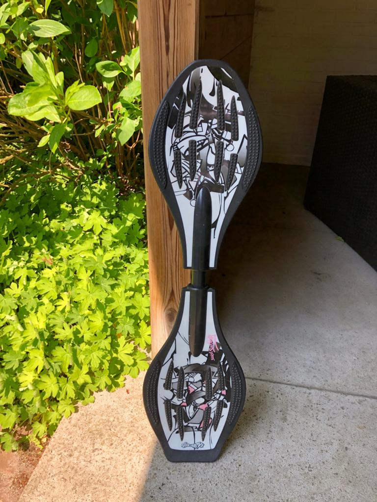 Waveboard “ The wave” zwart/wit, Ophalen, Gebruikt, Waveboard