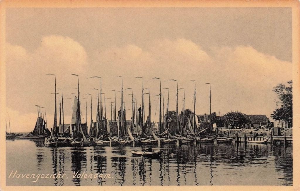703-475-007 Havengezicht Volendam, Ophalen of Verzenden, Voor 1920, Noord-Holland