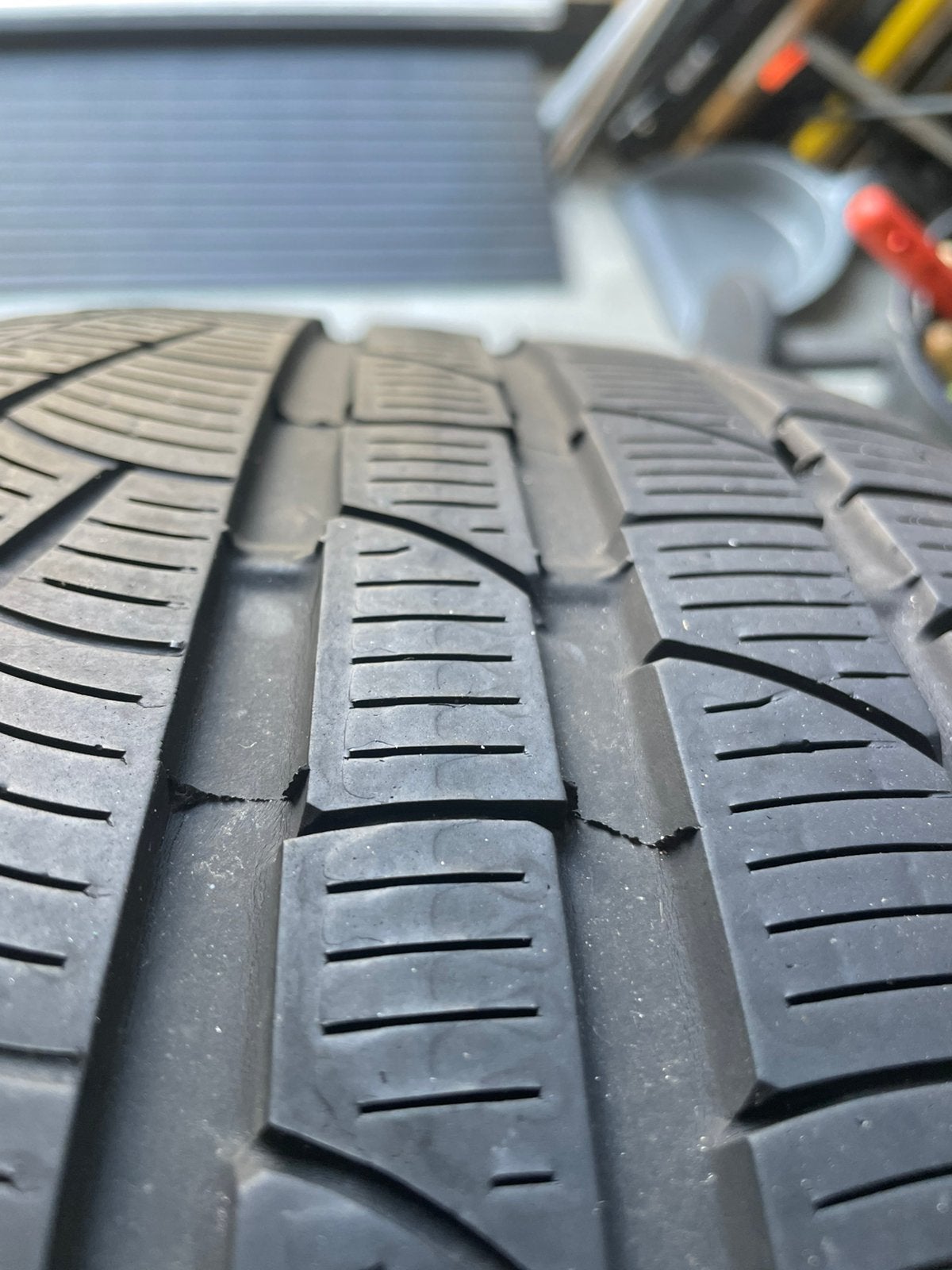 Originele BMW velgen met winterbanden - Pirelli 245/45 R18, Auto-onderdelen, Ophalen, 18 inch, 245 mm, Winterbanden