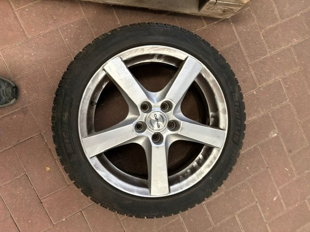 VW GOLF 7 WINTERBANDEN incl. ALU VELGEN, Auto-onderdelen, Ophalen, Gebruikt, Banden en Velgen, 17 inch