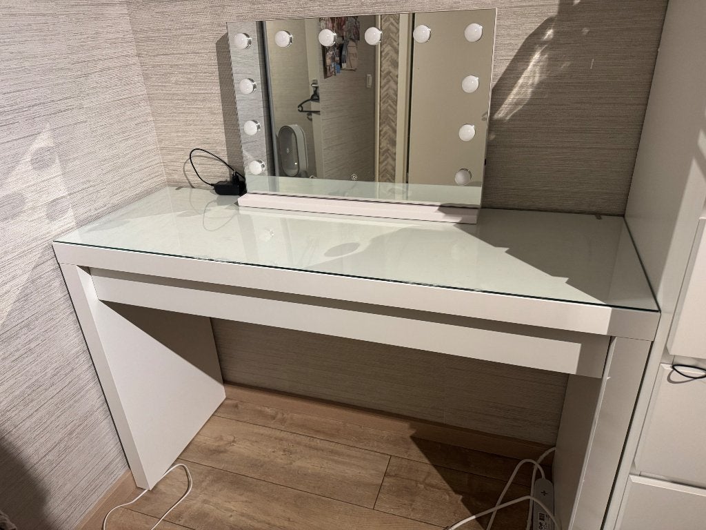 Malm toilettafel, Huis en Inrichting, Ophalen, Zo goed als nieuw, 100 tot 150 cm, Minder dan 100 cm