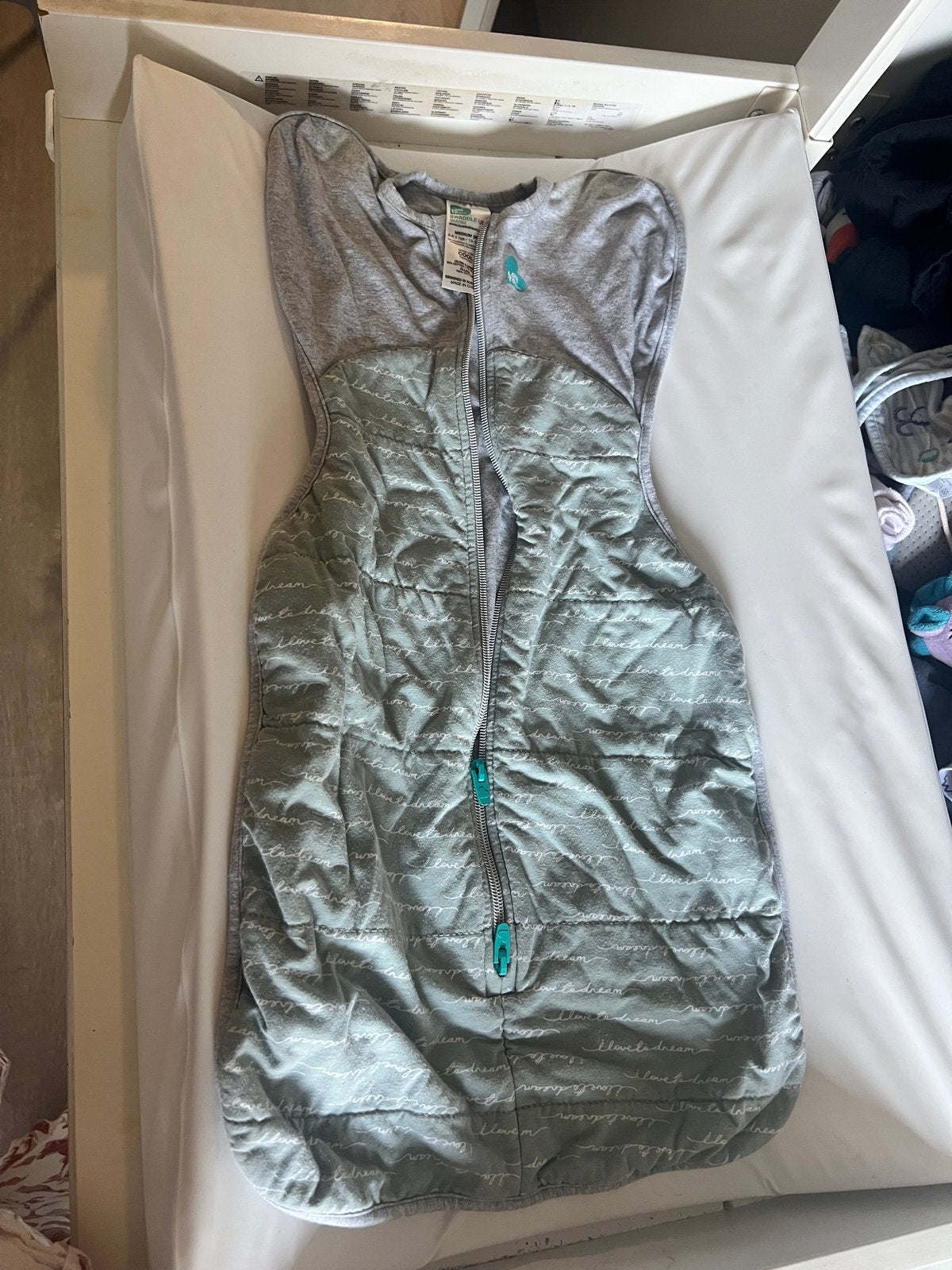 Love to Dream Swaddle Up, Kinderen en Baby's, Dekens, Slaapzakjes en Inbakerproducten, Zo goed als nieuw, Ademend, Grijs, Slaapzak