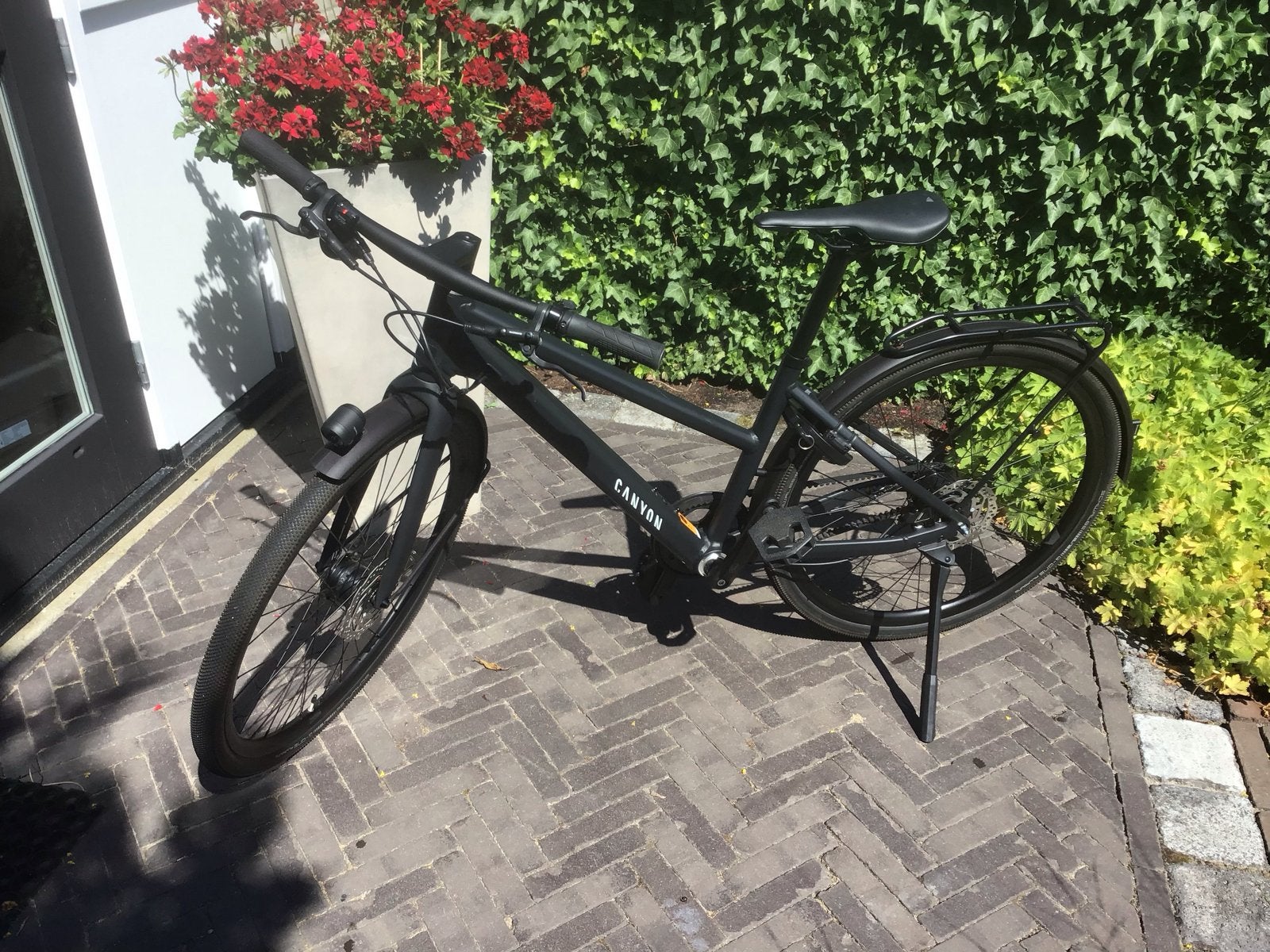 Canyon Commuter 7 WMN - Beltdrive 11 versnellingen, 10 tot 15 versnellingen, 47 tot 50 cm, Schijfrem, Ophalen