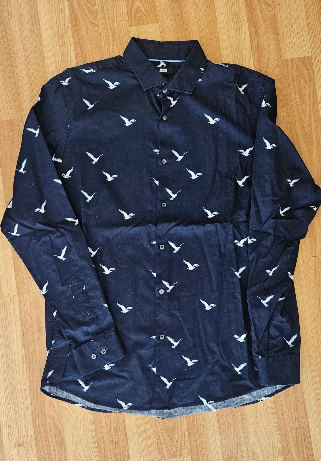 prachtig donkerblauw hemd met witte duiven, Kleding | Heren, Overhemden, WE, Blauw, Ophalen of Verzenden, Gedragen
