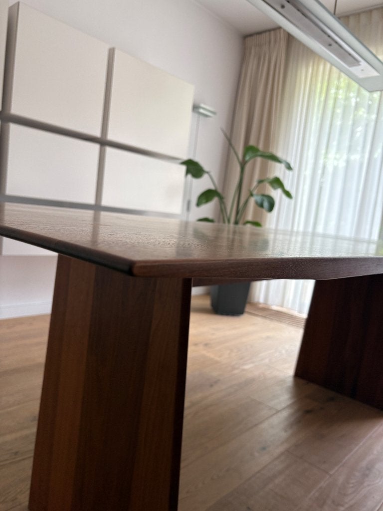 ARCO Lance eettafel – Amerikaans noten – 90 x 210 cm, Ophalen, Tijdloos design, Gebruikt, Eikenhout