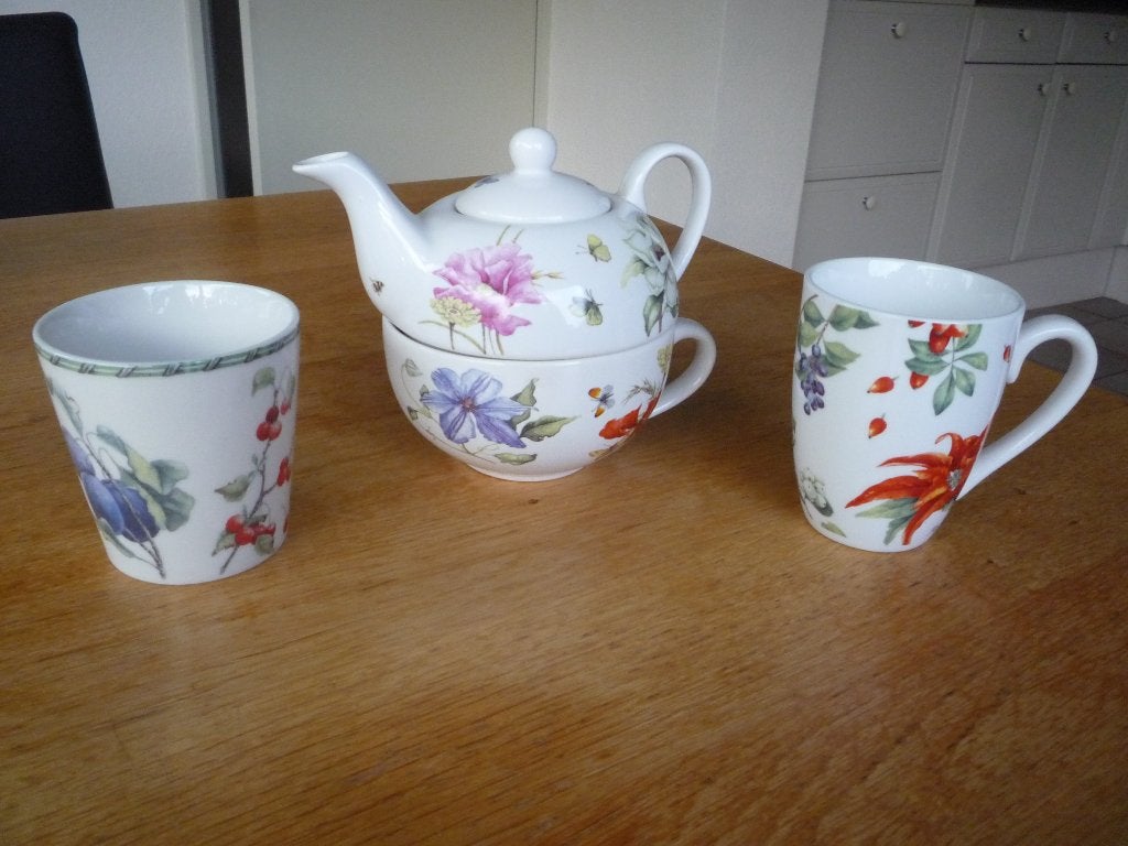 Janneke Brinkman tea for one, Ophalen of Verzenden, Zo goed als nieuw, Overige stijlen, Kop(pen) en/of Schotel(s)