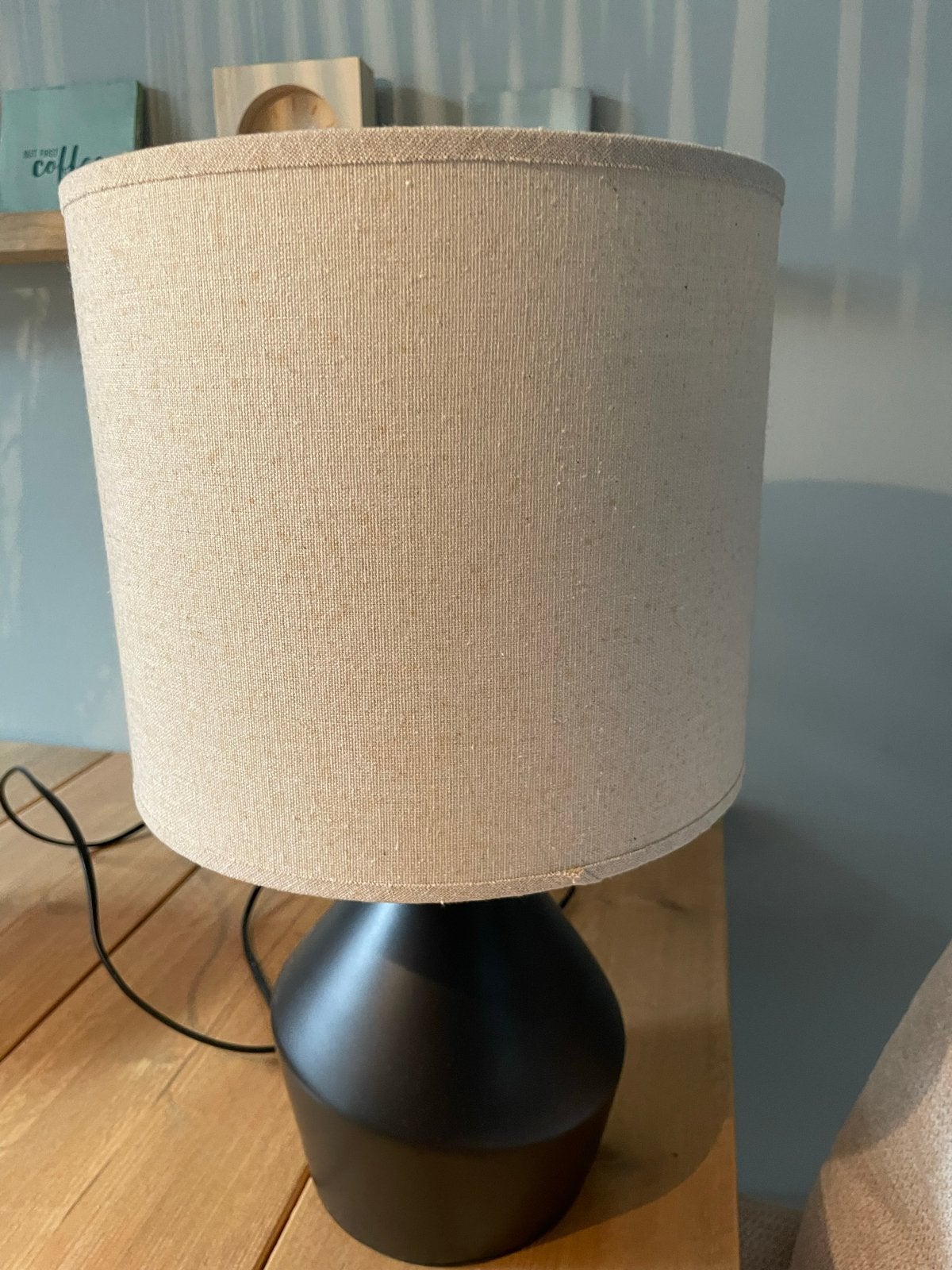 Kwantum tafellamp met stoffen kap, Huis en Inrichting, Lampen | Tafellampen, Ophalen, Gebruikt, Overige merken, Textiel