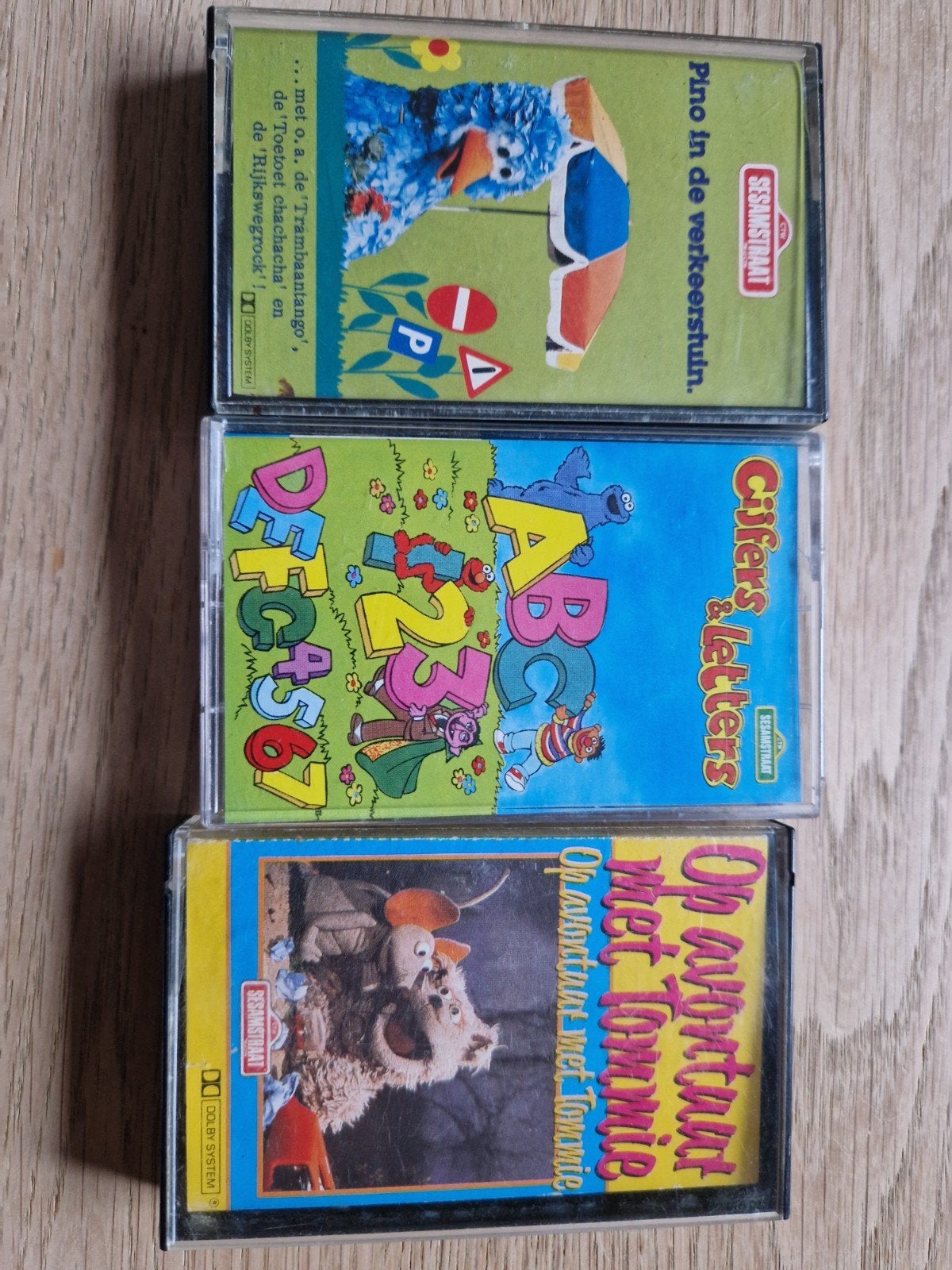 3 x Sesamstraat cassette tape.  Tommie, Pino, Ophalen of Verzenden