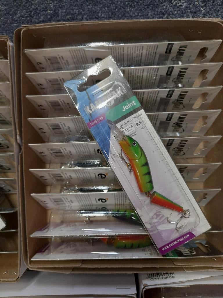 Partij van 50 2-delige pluggen 8.5cm, Watersport en Boten, Hengelsport | Roofvissen, Info@kamasaki.com, Overige typen, Nieuw, Ophalen of Verzenden