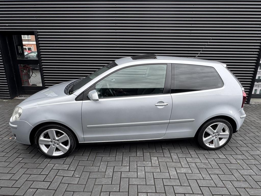 Volkswagen Polo 1.6-16V Sportline| GRIJS| 3DRS| AIRCO| CRUIS, Gebruikt, 4 cilinders, 1006 kg, Handgeschakeld