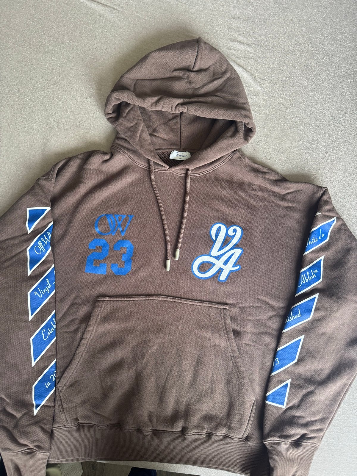 Off-White Virgil Abloh Hoodie Bruin Maat L, Ophalen of Verzenden, Zo goed als nieuw, Maat 52/54 (L), Bruin