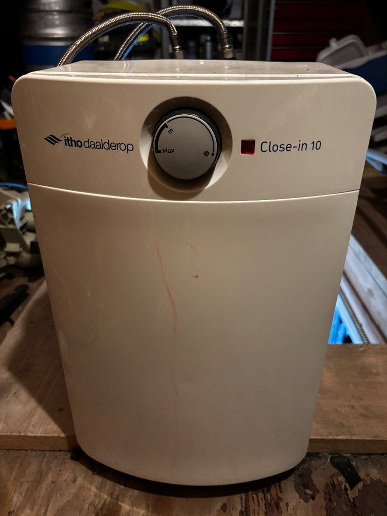 Daalderop elektrische close inboiler 10l, Doe-het-zelf en Verbouw, Geisers en Boilers, Ophalen, Boiler, Minder dan 20 liter, Minder dan 3 jaar oud