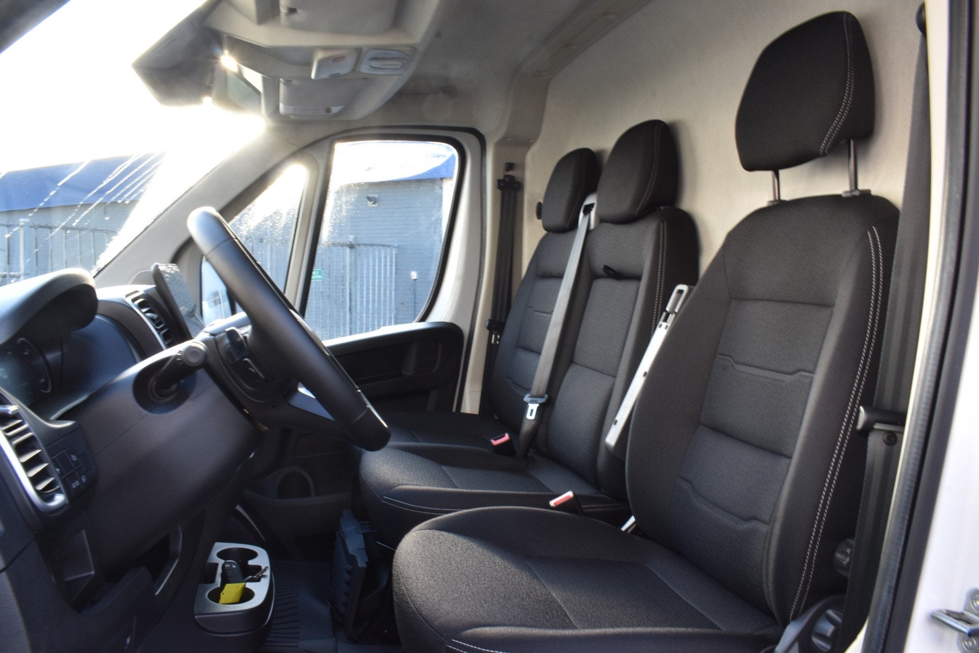 Fiat E-Ducato 4.25t L3H2 Heavy 110 kWh | navigatie | Tachogr, Auto's, Dealer onderhouden, Stof, Gebruikt, Zwart