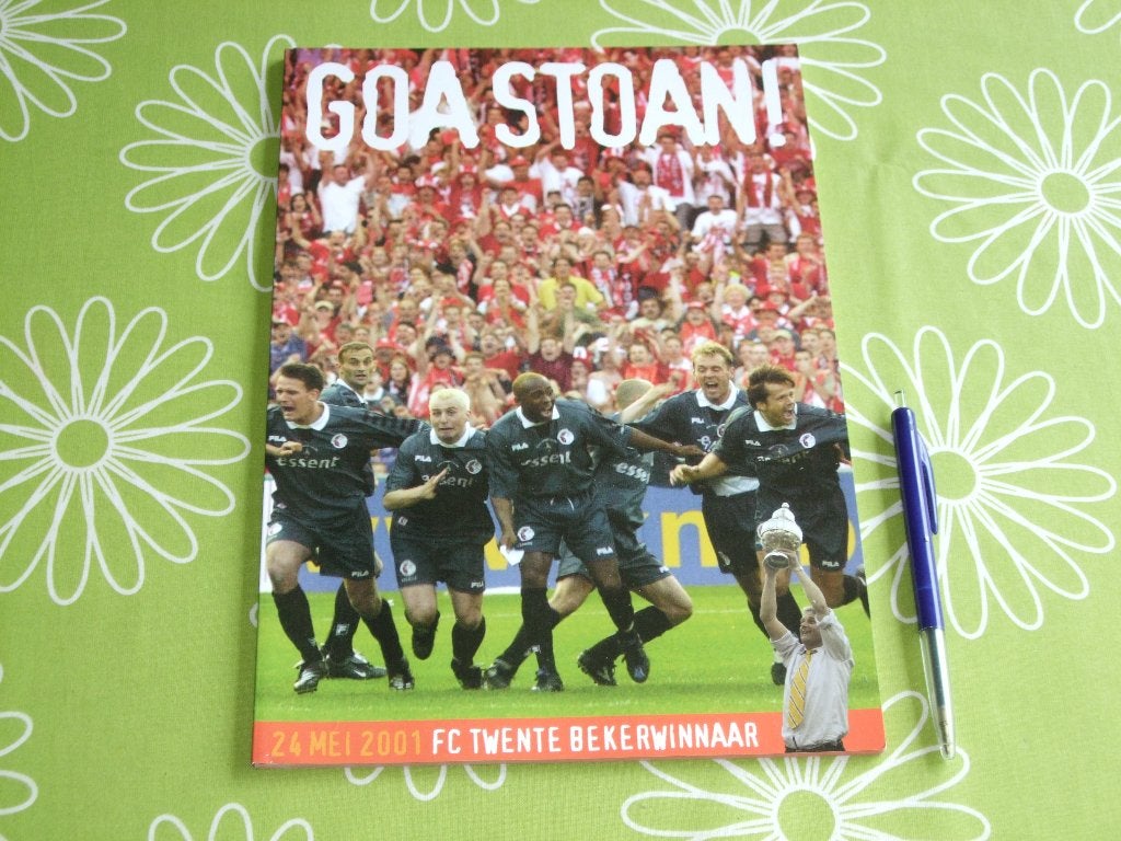 Goa Stoan! - FC Twente bekerwinnaar 24 mei 2001, Ophalen of Verzenden, Zo goed als nieuw, F.C. Twente, Boek of Tijdschrift