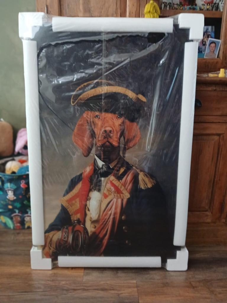 Nieuw in doos: Wandpaneel glas - Hond in uniform (70x110cm), Ophalen, 50 tot 75 cm, Nieuw, Schilderij