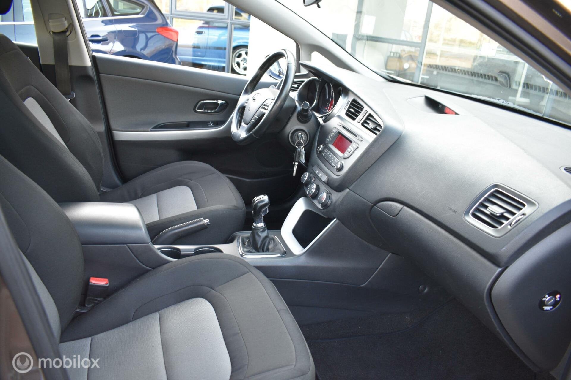 Kia cee'd Sportswagon 1.6 GDI Comfort Pack 2013|LED|Clima!, Auto's, Voorwielaandrijving, Euro 5, 1591 cc, Bruin