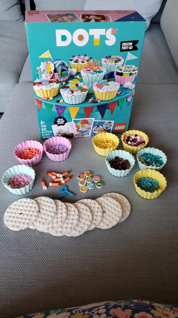 LEGO DOTS Creative Party Kit 41926, Ophalen of Verzenden, Zo goed als nieuw, Overige merken
