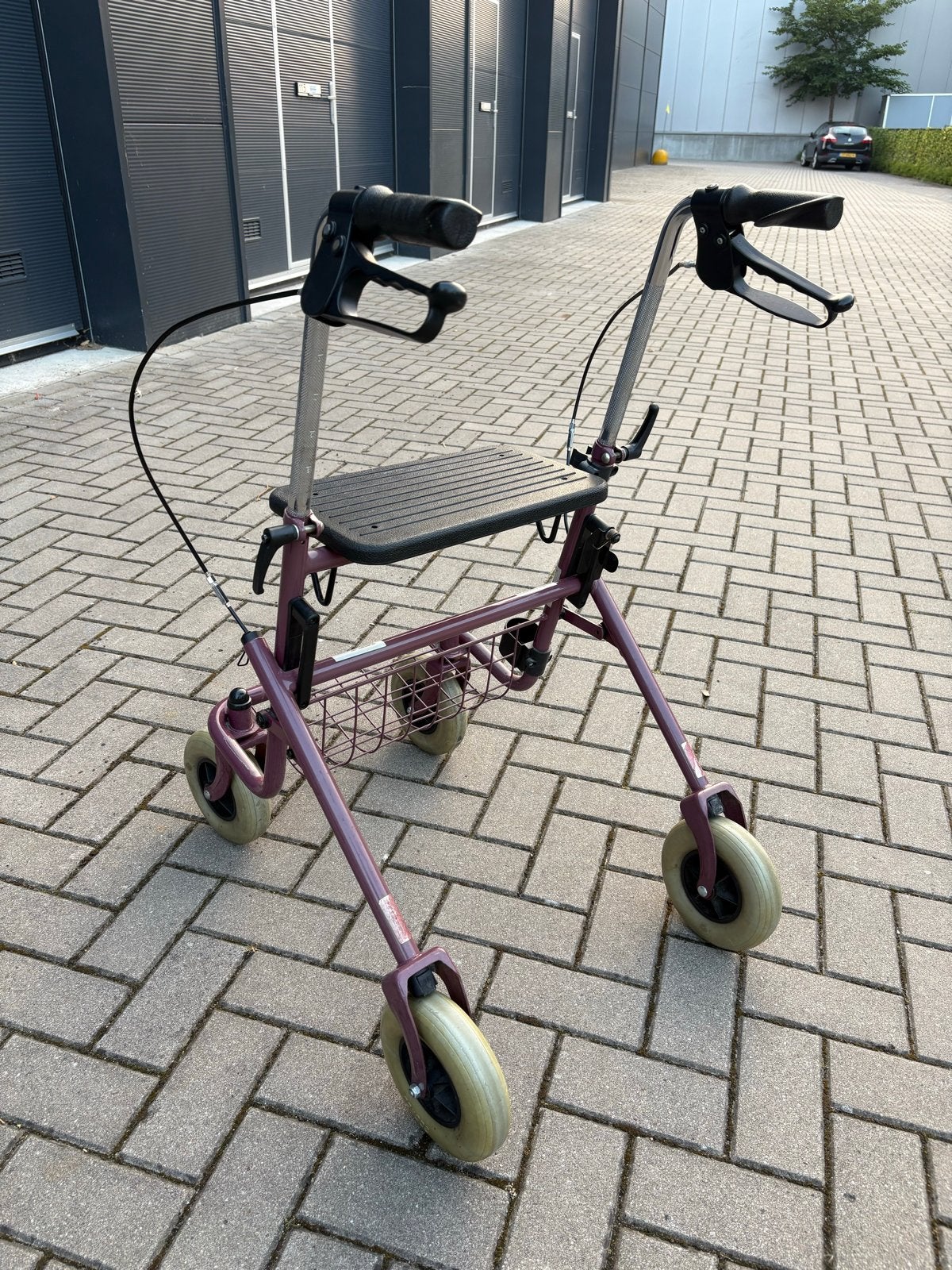 Paarse rollator te koop, Ophalen, Opvouwbaar, Gebruikt
