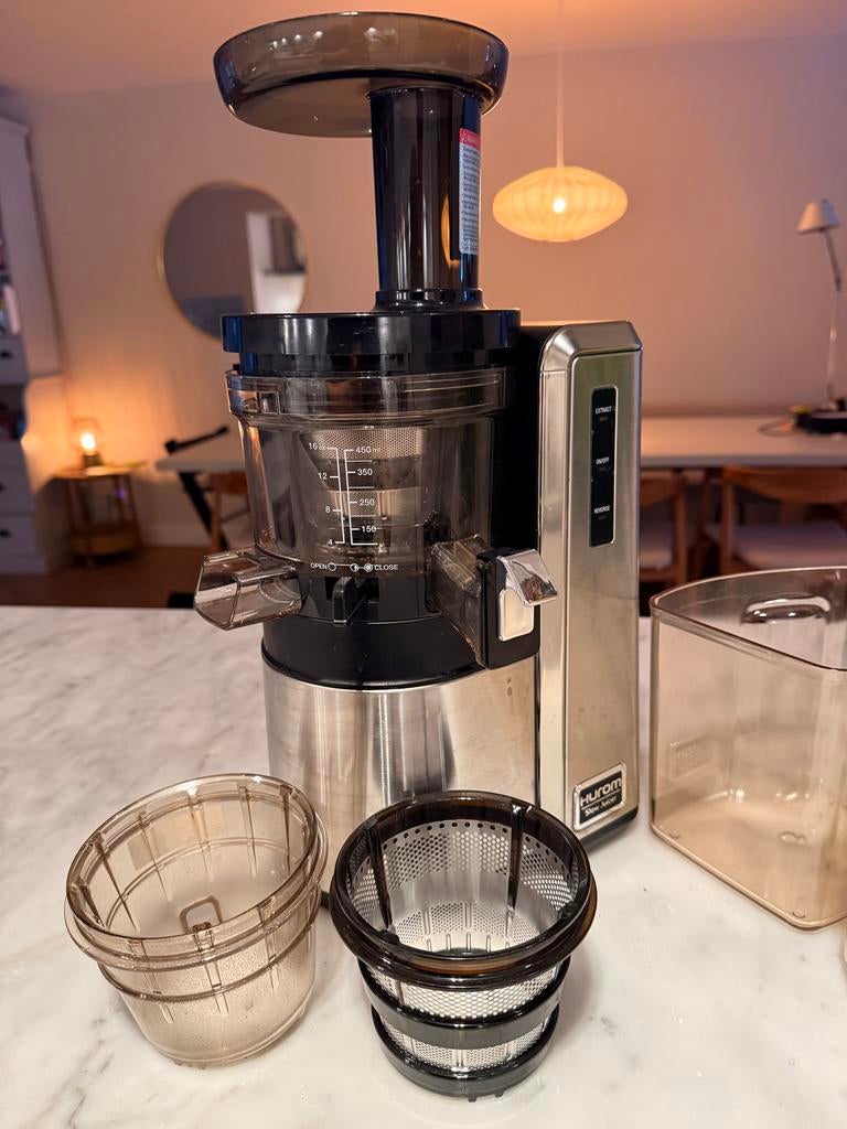 Hurom HZ-SBE17 Slowjuicer - RVS, Ophalen, Gebruikt, Elektrisch, Slowjuicer