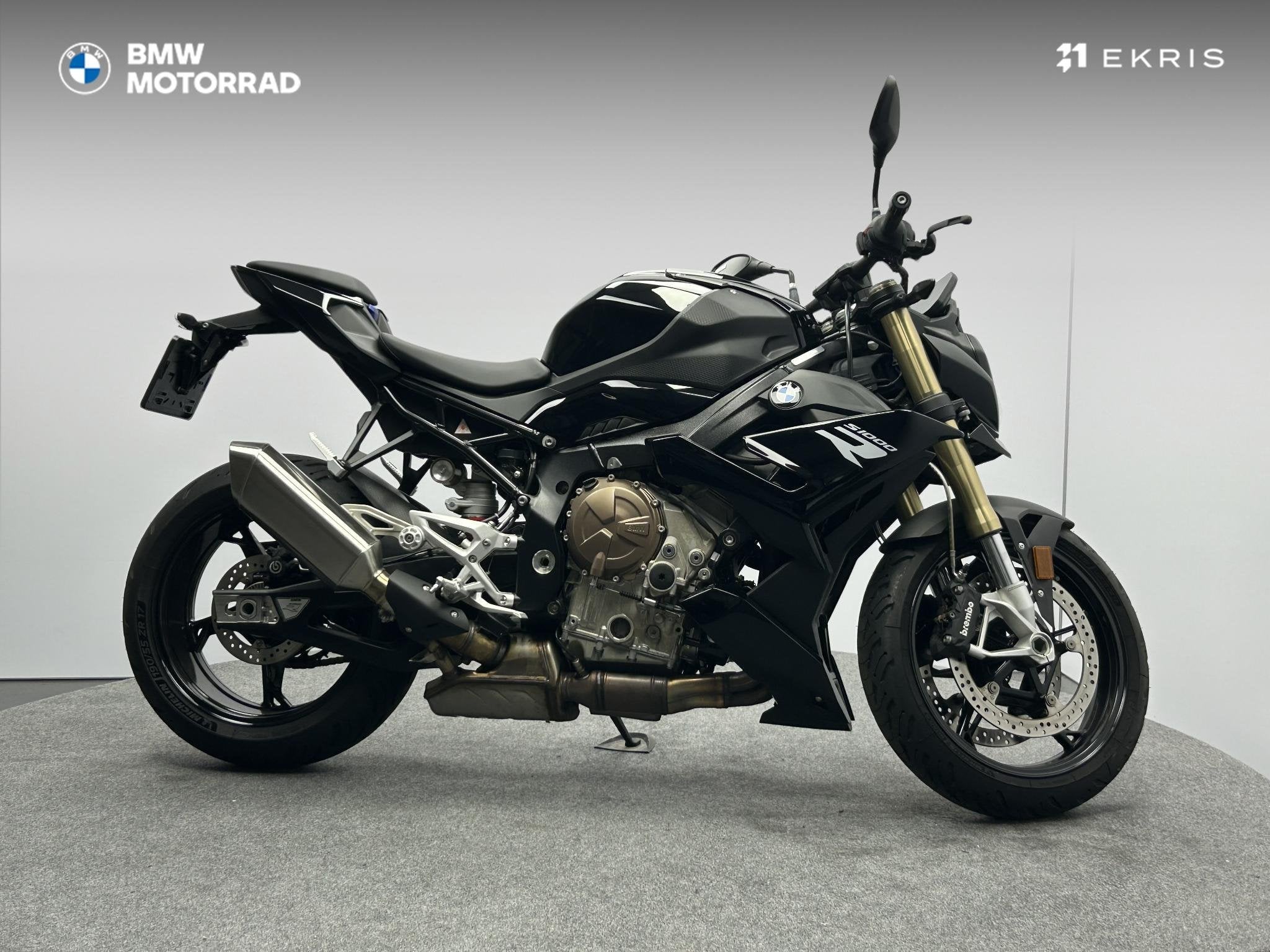 BMW S 1000 R Triple Black