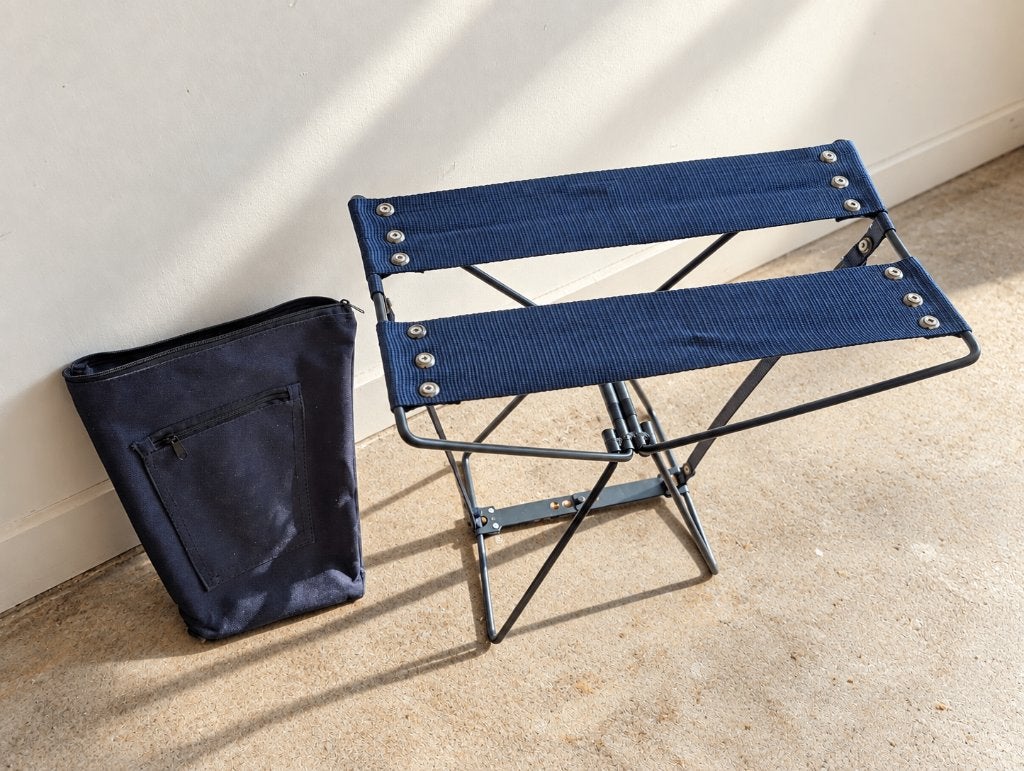 Compact inklapbaar krukje met draagtas, Ophalen of Verzenden, Zo goed als nieuw, Campingstoel