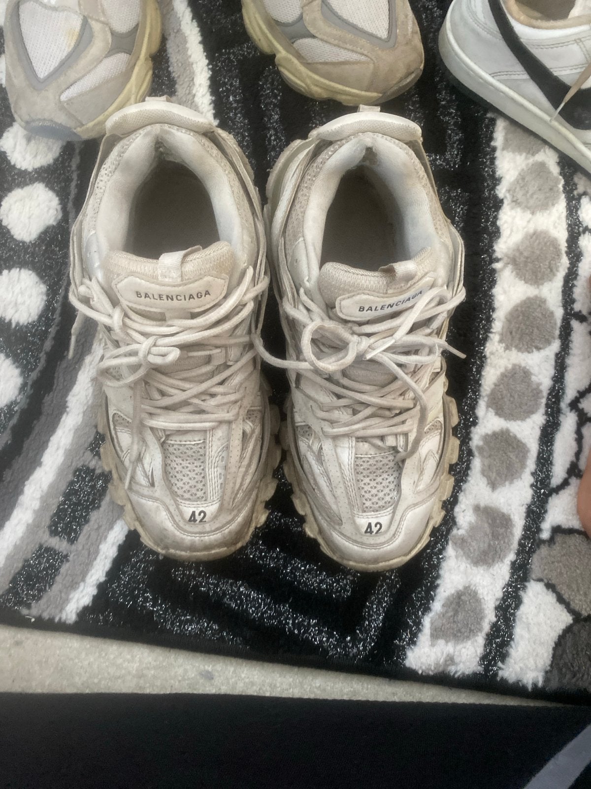 Diverse sneakers: Balenciaga, Nike, New Balance, Louis Vuitt, Ophalen of Verzenden, Gedragen, Wit, Sneakers of Gympen