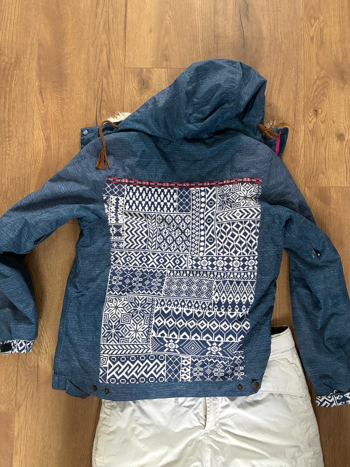 Protest wintersport set: jas (L) en broek (XL) z.g.a.n., Ophalen of Verzenden, Zo goed als nieuw, Maat 46/48 (XL) of groter, Pak