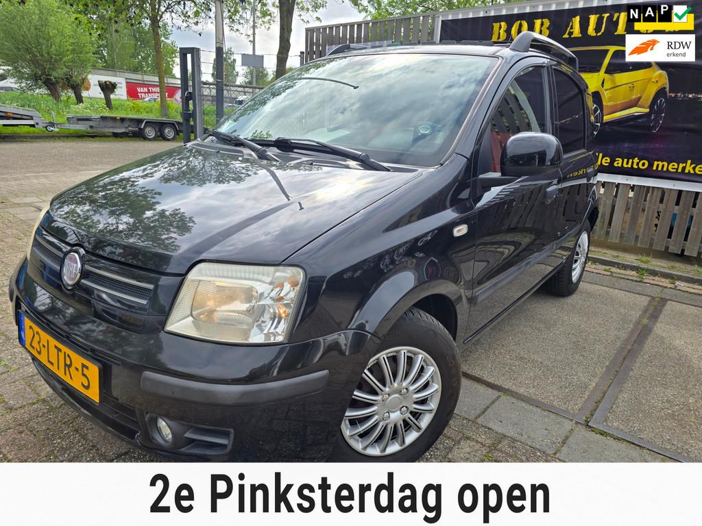Fiat Panda 1.2 Emotion/airco ijs/nap/panorama/achteruit came, Auto's, Fiat, Euro 5, Gebruikt, 1242 cc, Zwart