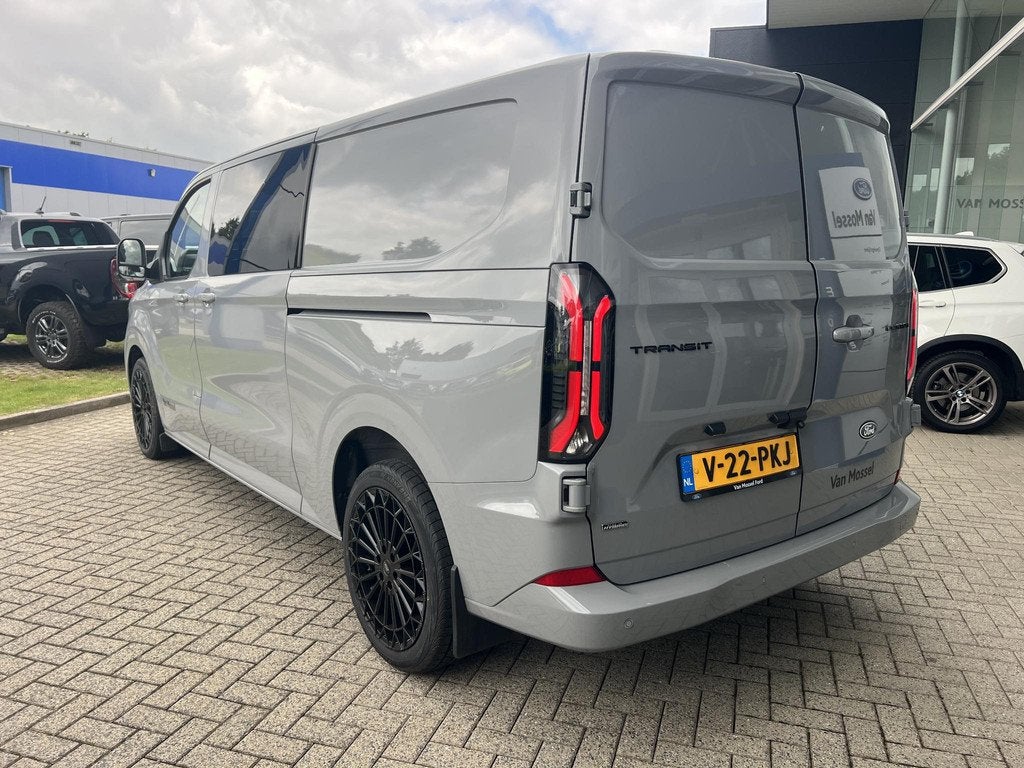 Ford Transit Custom 320 2.5 PHEV L2H1 Limited DC | Adaptieve, Auto's, Bestelauto's, Gebruikt, Euro 6, 4 cilinders, Met garantie (alle)