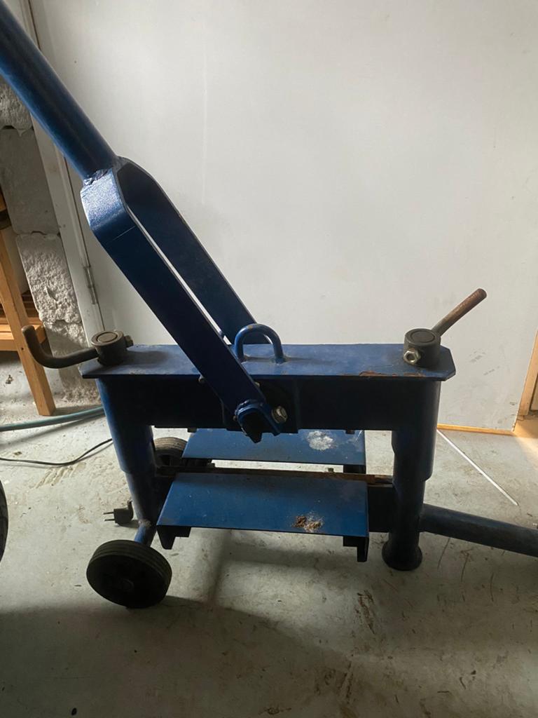 Steen knipper baksteen snijder knipmachine stratenmaker, Ophalen of Verzenden, Zo goed als nieuw