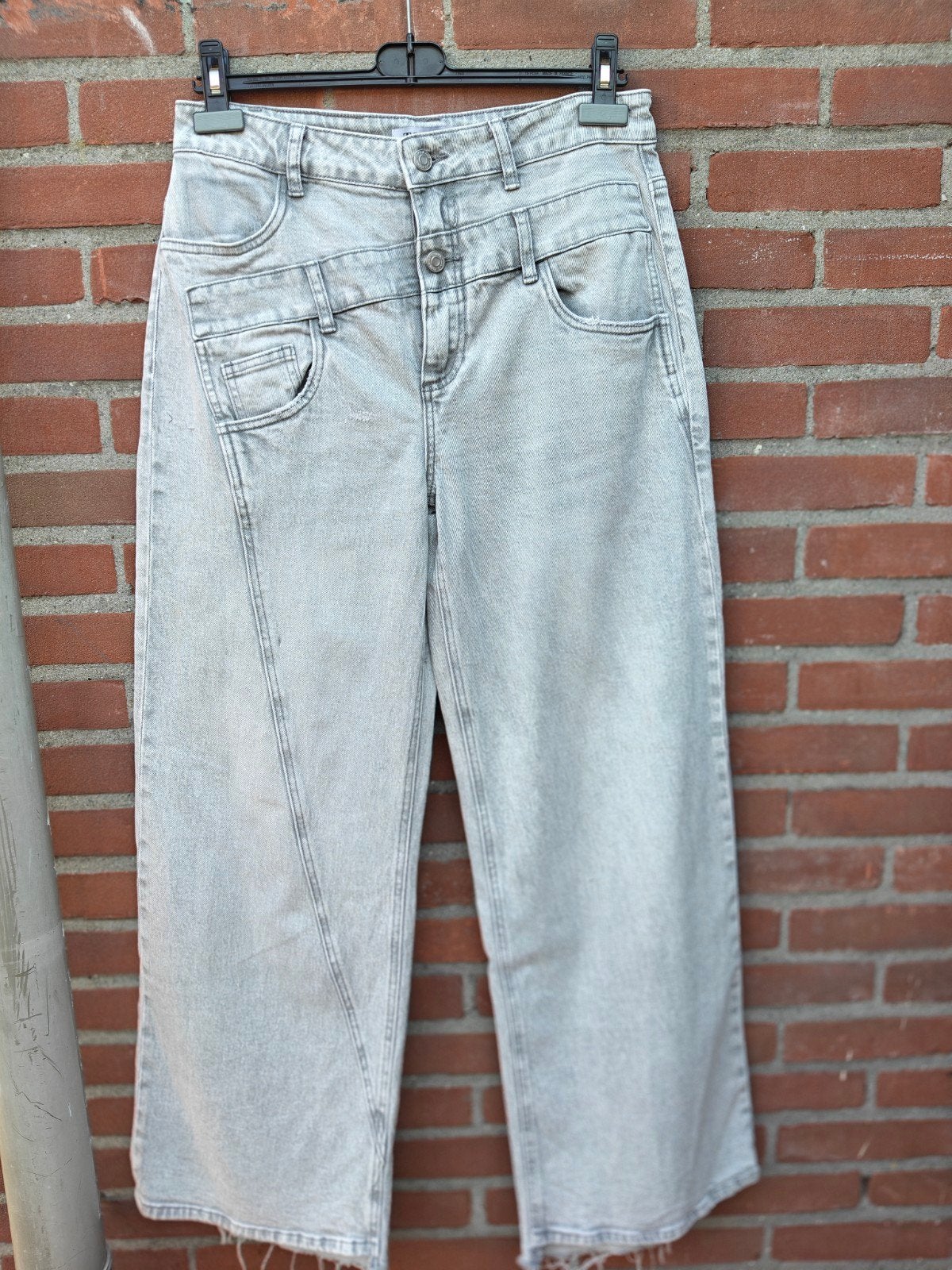 Toxik3 Paris Grijze Jeans - Maat M/38, Toxik3 Paris, Ophalen of Verzenden, Zo goed als nieuw, W30 - W32 (confectie 38/40)