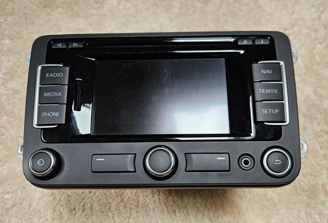 Volkswagen RCD 330G Plus Radio Navigatie Multimedia, Ophalen, Zo goed als nieuw