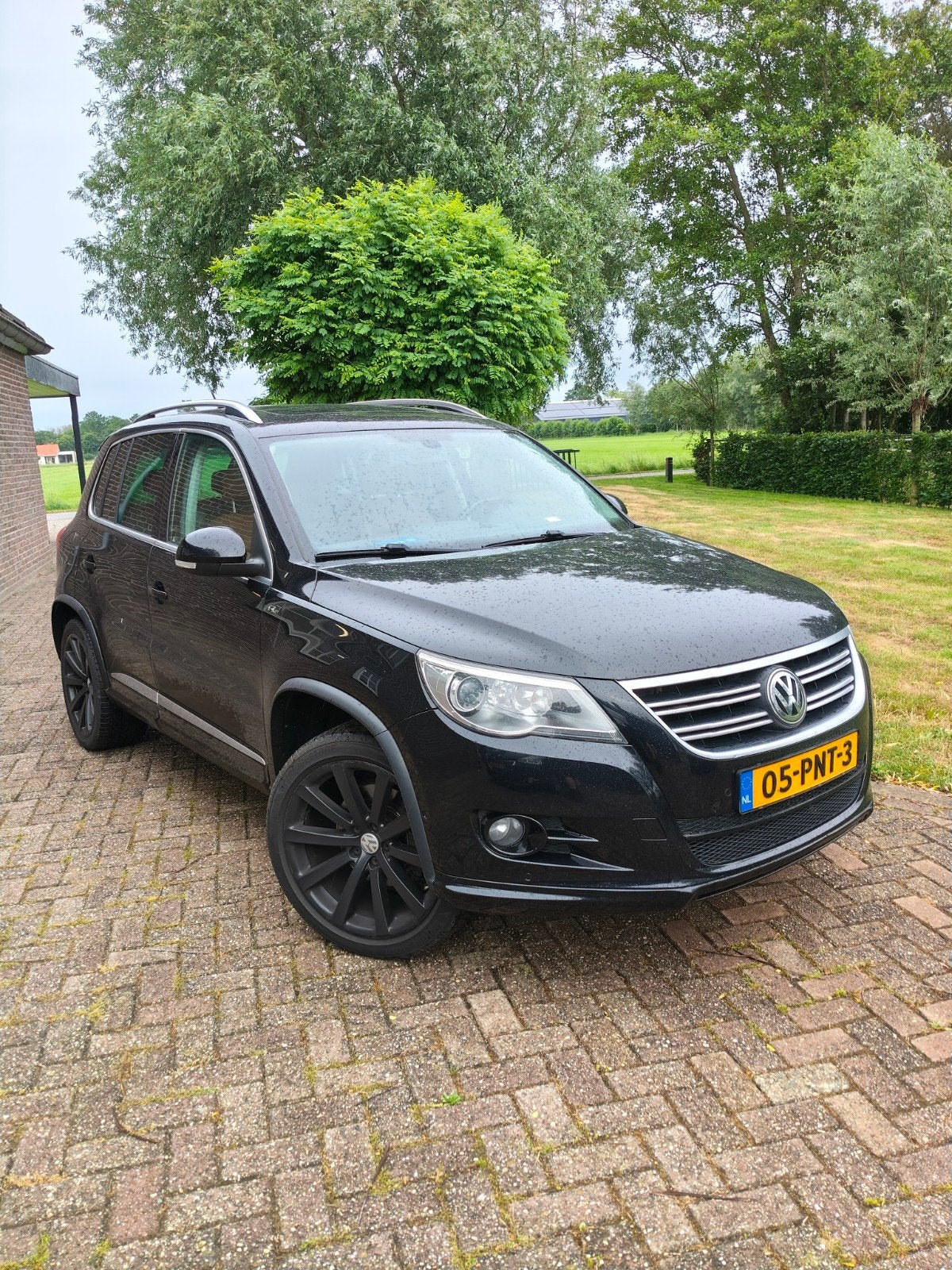 Volkswagen Tiguan 1.4 TSI Rline 110KW 2011 Zwart, Auto's, Volkswagen, Voorwielaandrijving, 15 km/l, 1800 kg, 4 cilinders