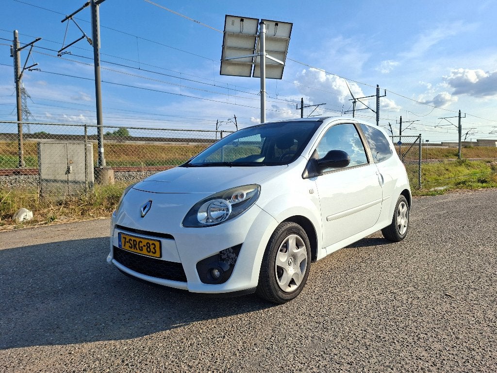 Renault Twingo 1.2 16V 2009 Wit Airco Panorama/Open dak, Voorwielaandrijving, 4 cilinders, 4 stoelen, Wit