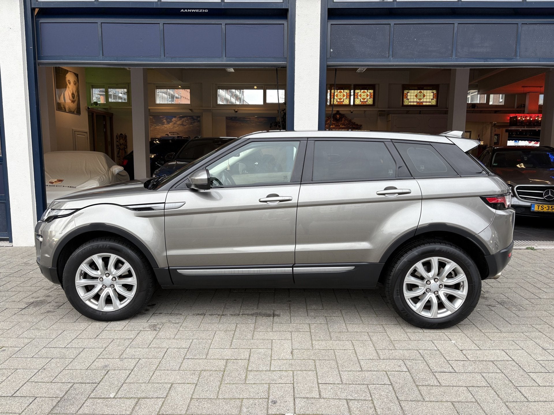 Land Rover Range Rover Evoque LUXE 2.0 TD4 NL AUTO/PANORAMA/, Auto's, Automaat, 1998 cc, Gebruikt, Euro 6