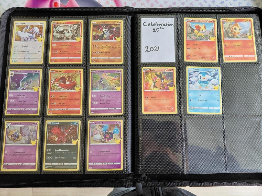 pokemon 25th celebrations holo kaarten, Ophalen of Verzenden, Zo goed als nieuw, Meerdere kaarten