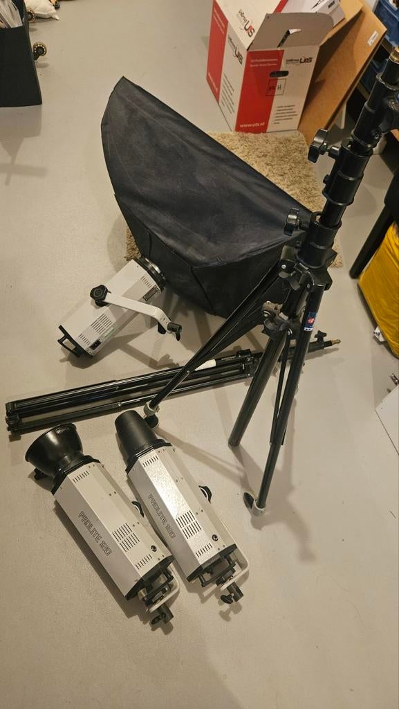 Prolite 120 studioflitsers met Manfrotto statieven, Ophalen