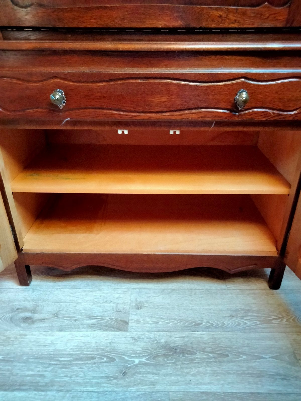 Antiek houten secretaire / bureau met opbergruimte, Ophalen