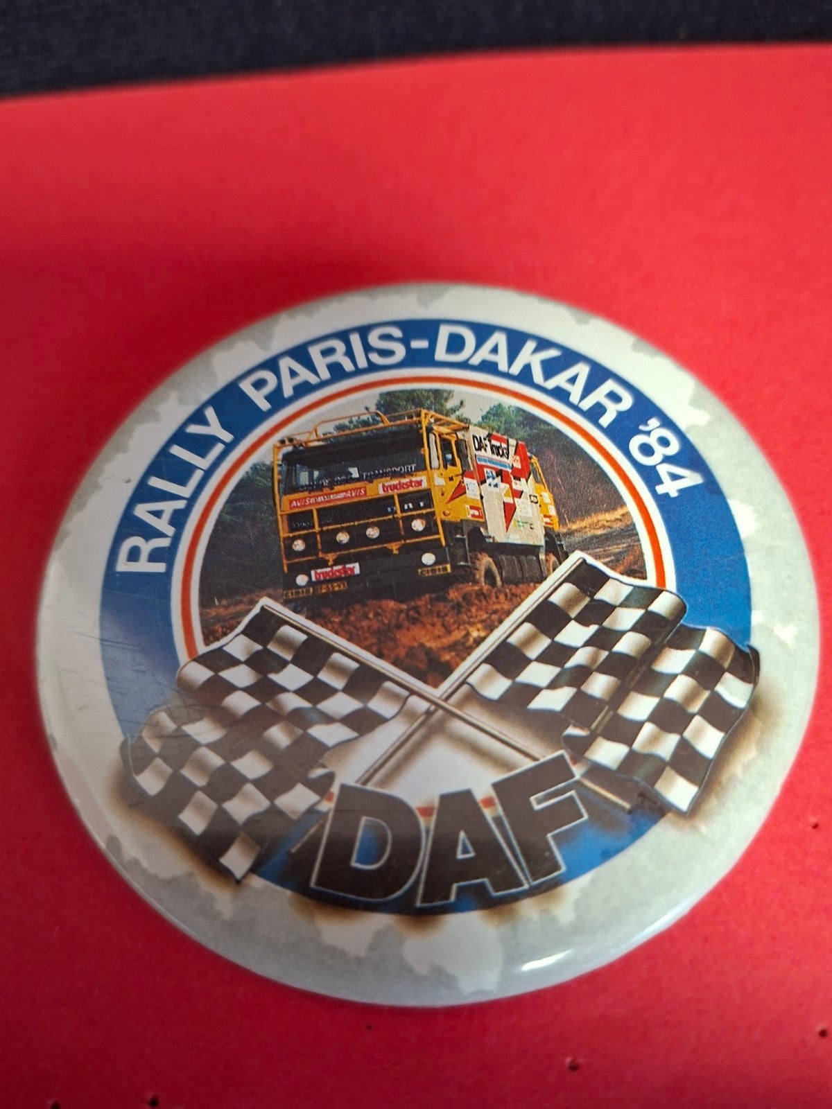 Grote button PARIJS-DAKAR RALLY 7,5 cm, Ophalen of Verzenden, Overige onderwerpen
