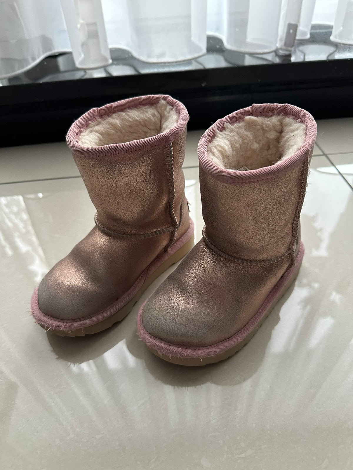 Uggs maat 27.5, Ophalen of Verzenden, Gebruikt, Meisje, Laarzen